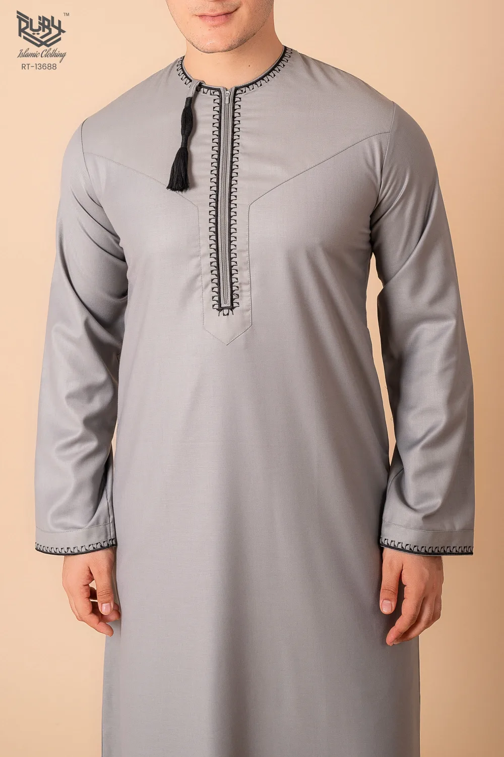 Light Ash Grey Omani Thobe with Black Loop Embroidery & Tassel - Image 4 - Ruby Online