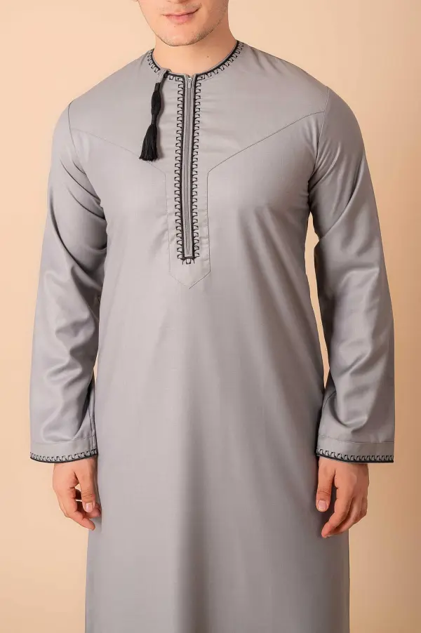 Light Ash Grey Omani Thobe with Black Loop Embroidery & Tassel - Image 5 - Ruby Online