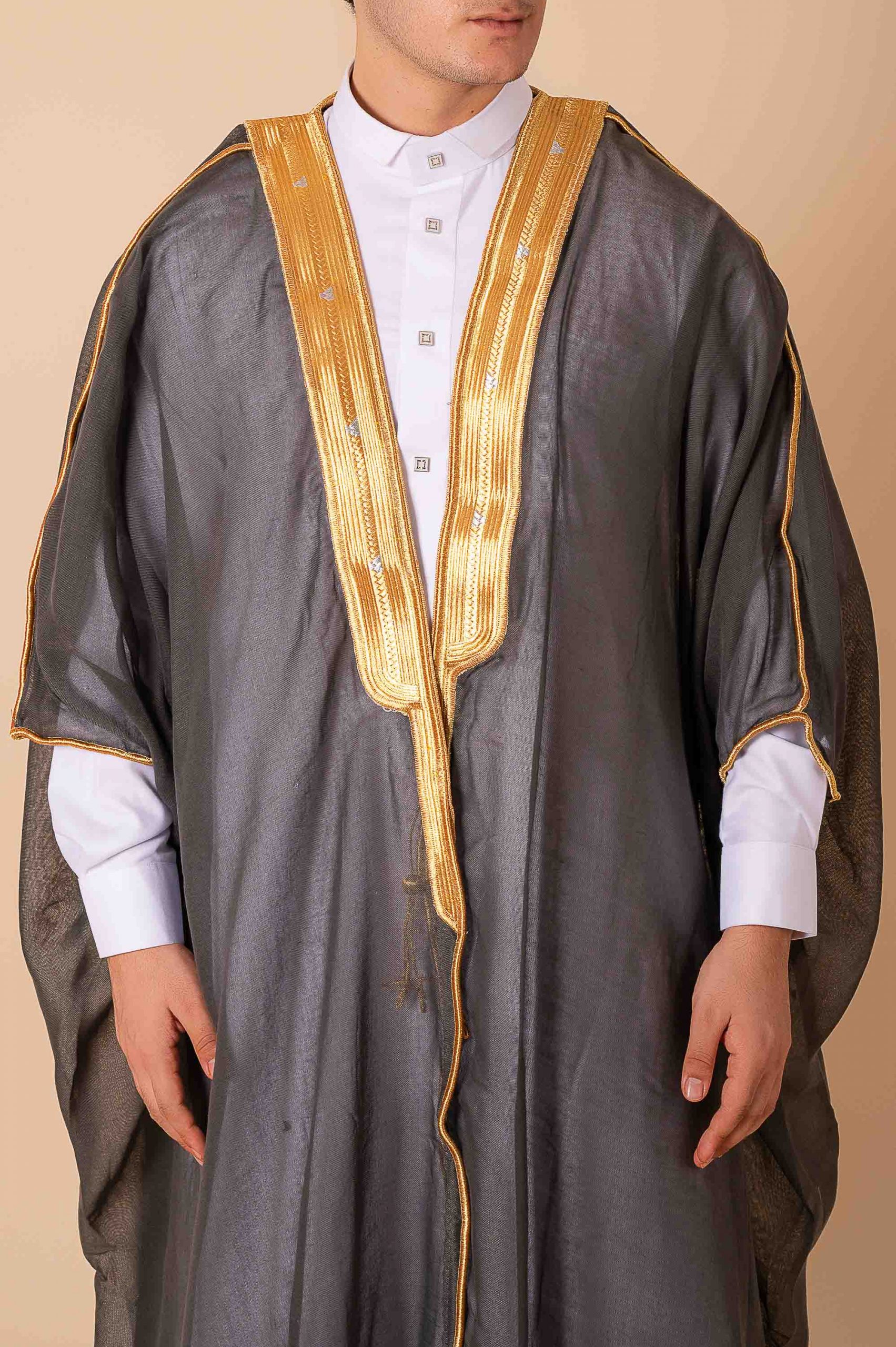 Luxury Dark Grey Arabic Bisht for Men with Gold Zari Edge Embroidery – Premium Lightweight Open-Front Cloak - Image 8 - Ruby Online
