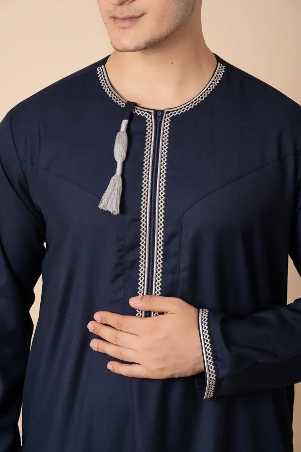 Navy Blue Omani Thobe with silver grey Geometric Embroidery & Tassel - Image 5 - Ruby Online