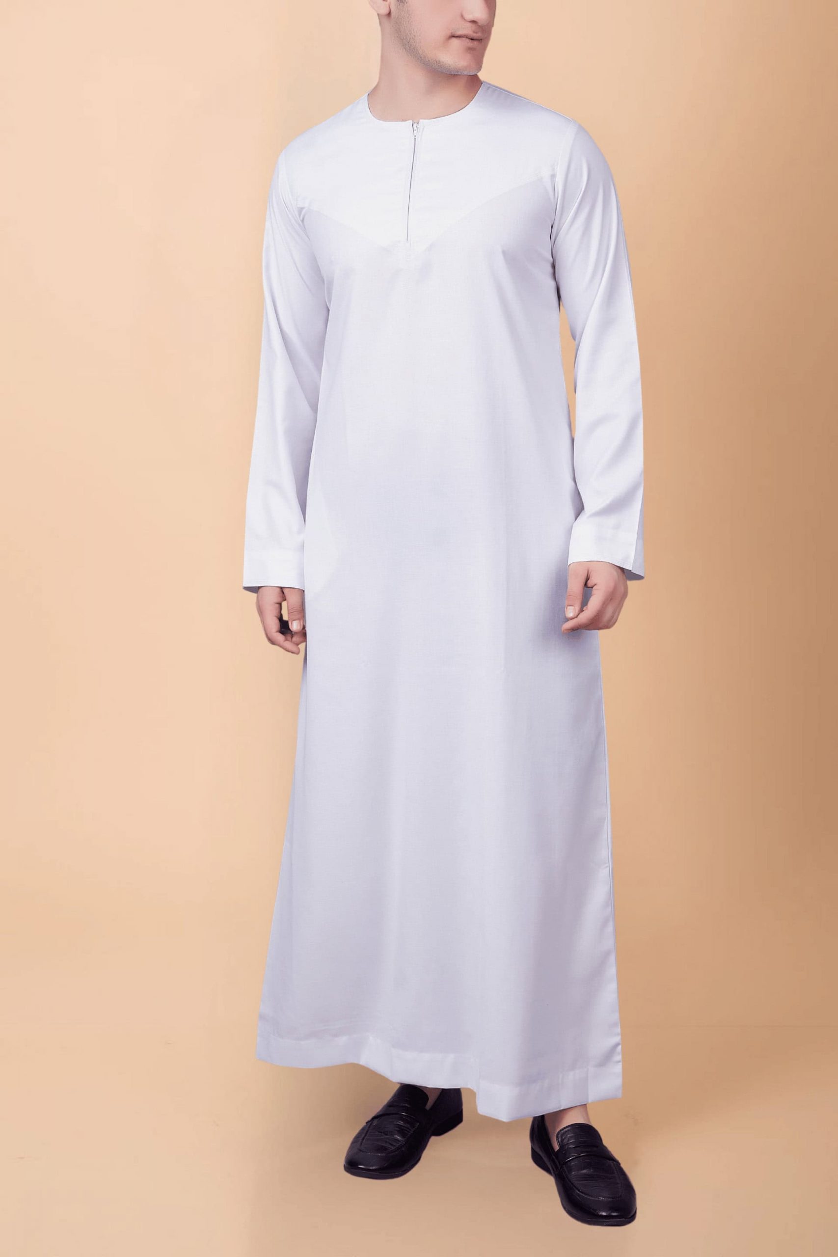 Pure White Modern Zip-Neck Thobe – Minimalist Classic Men’s Islamic Wear - Image 7 - Ruby Online
