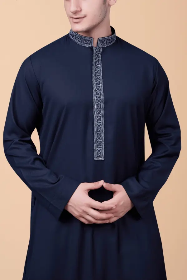 Navy Blue Men’s Thobe with Silver Geometric Embroidery Strip - Image 4 - Ruby Online