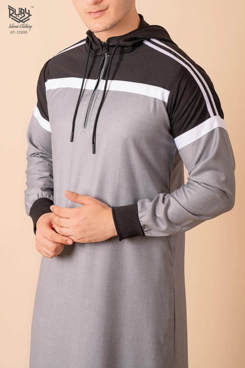 Men’s Light Grey Hooded Thobe with Black Panel & White Stripe Design - Image 4 - Ruby Online
