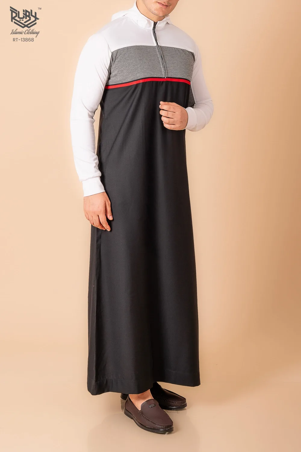 Men’s Black Hooded Thobe with White Sleeves & Red Stripe Panel - Image 2 - Ruby Online